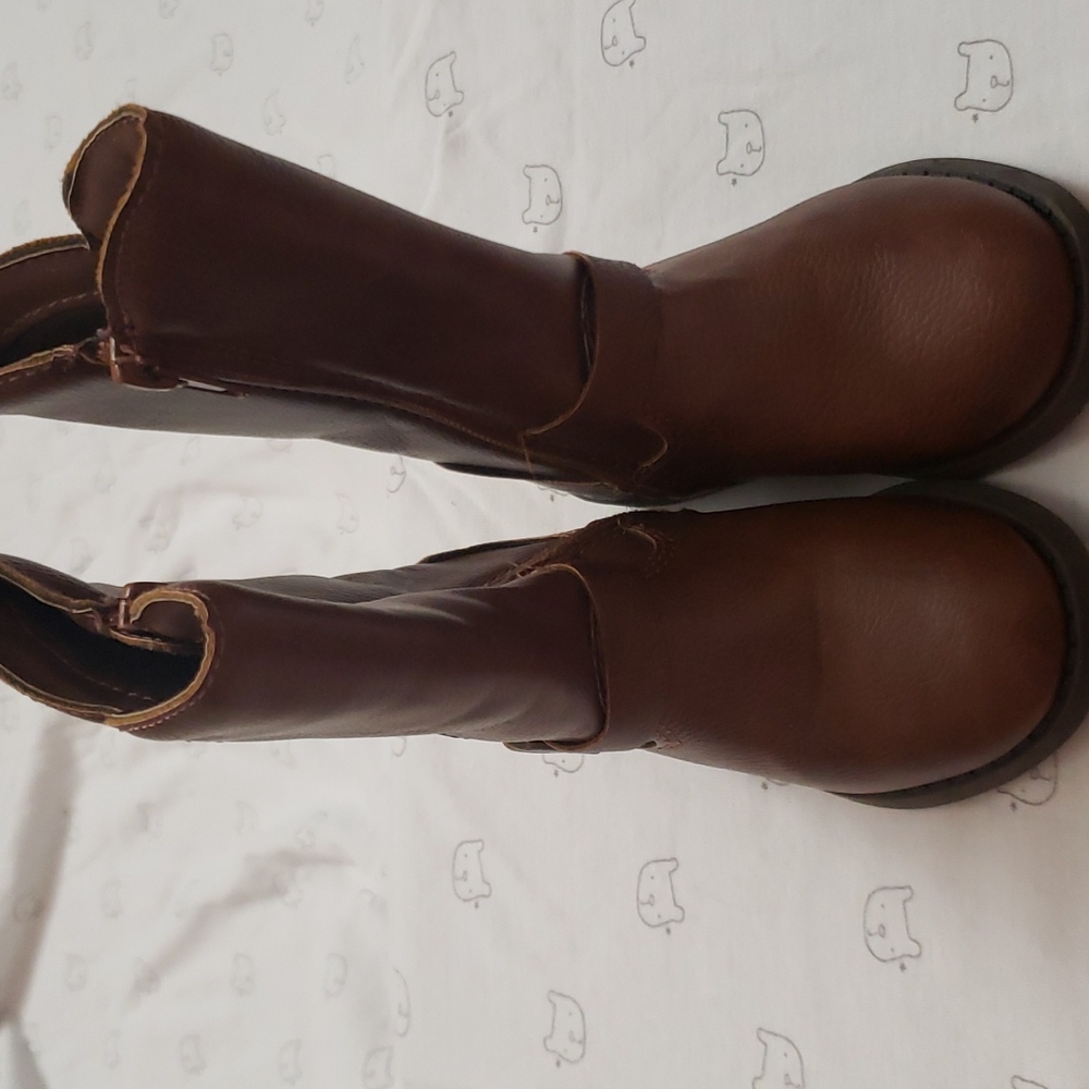 OshKosh brown tall faux leather boots. 6C.